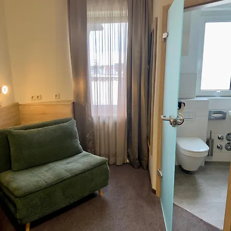 Hotel Central מלון