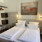 Hotel Central