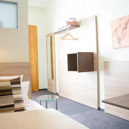 Hotel Central فندق