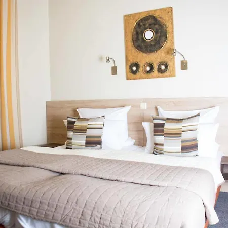 Hotel Central 3*